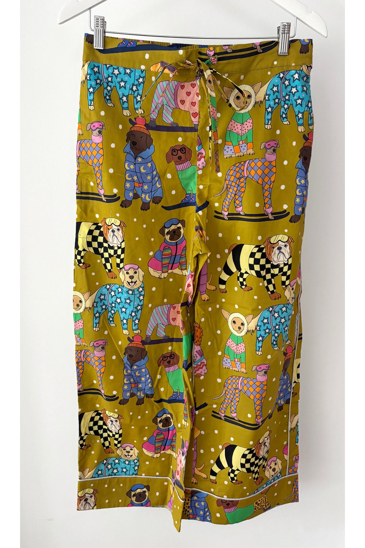 Skiing Dogs Ochre Long Pyjama Set (BF AW25)