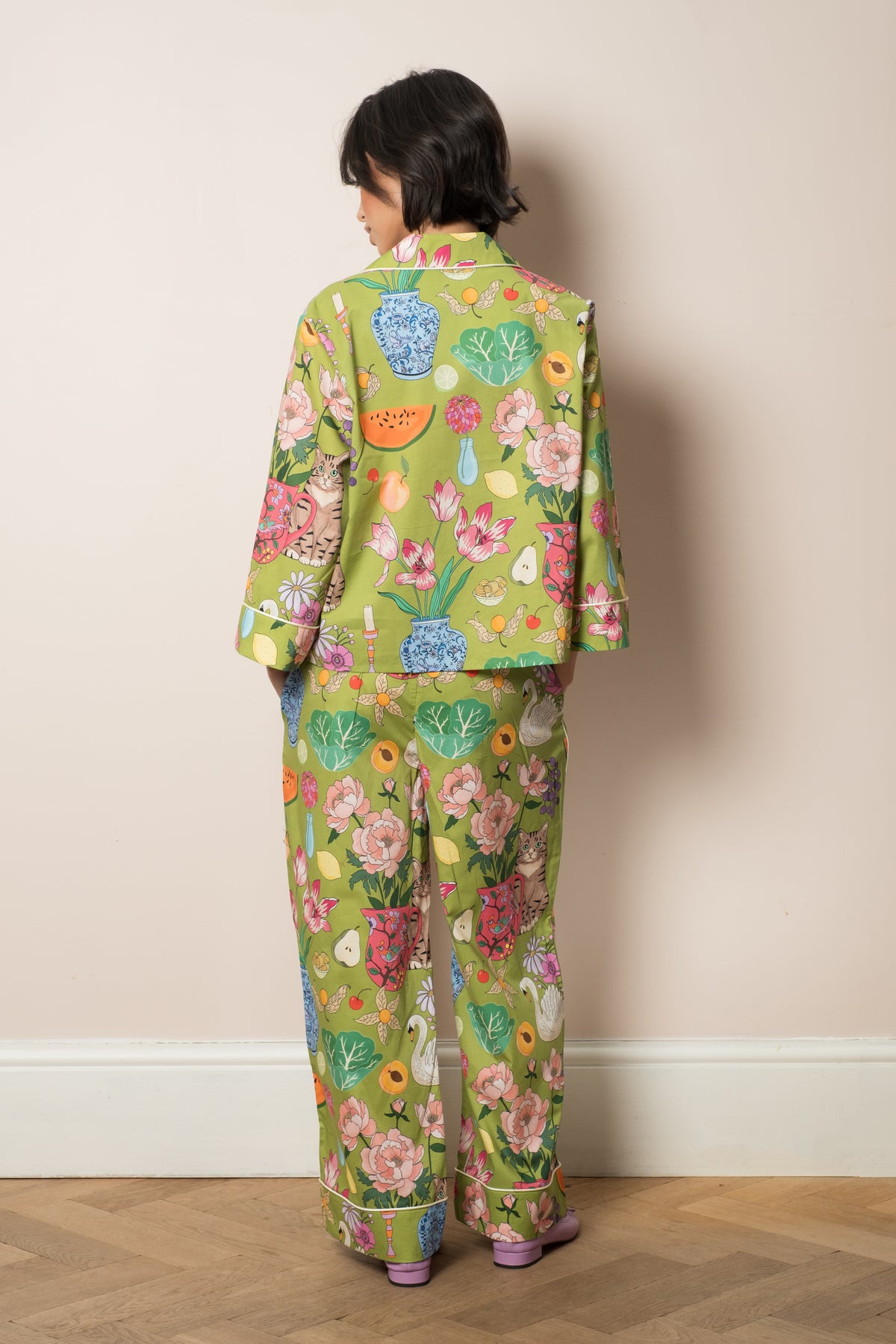 Chartreuse Tabletop cotton pyjama set, full length, with wide-leg trousers and contrast piping