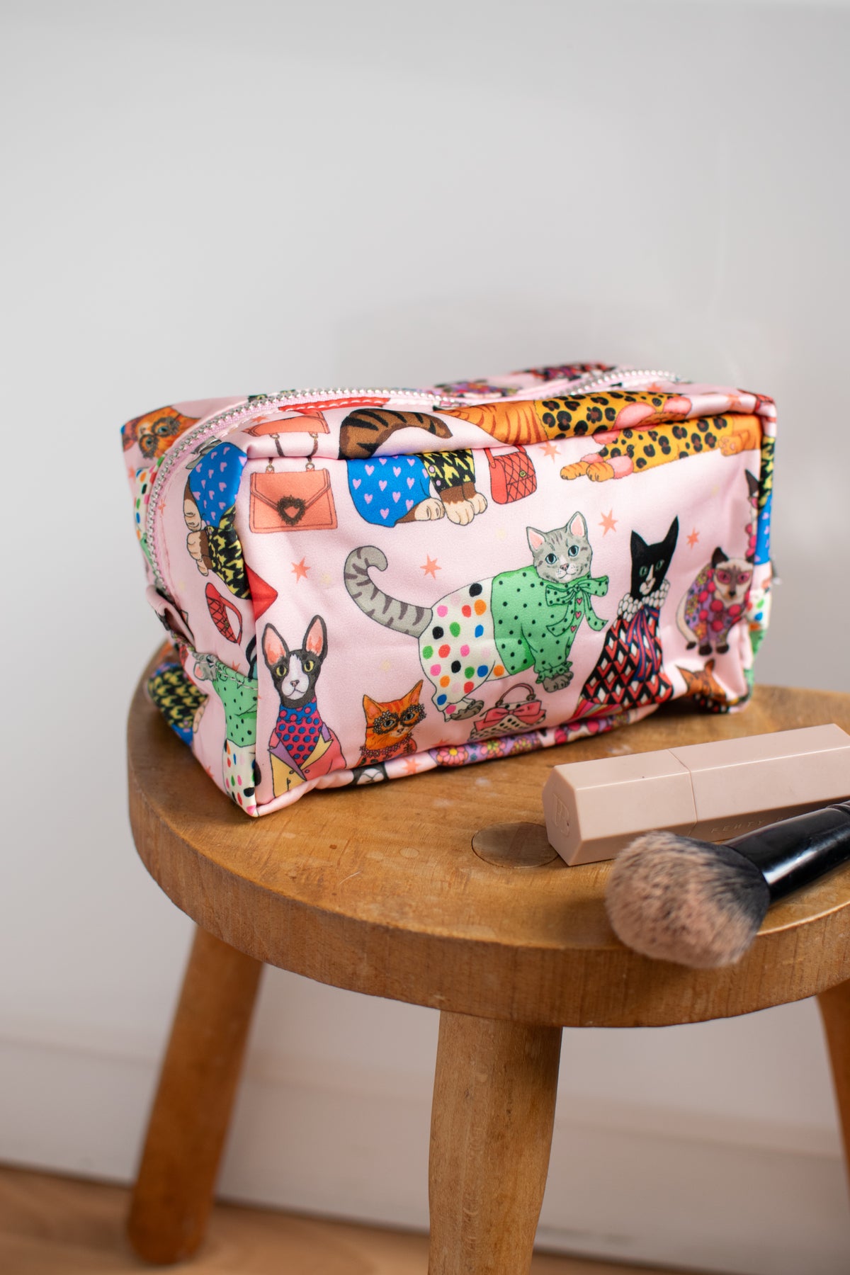 Fashion Cats Small Washbag SALE26