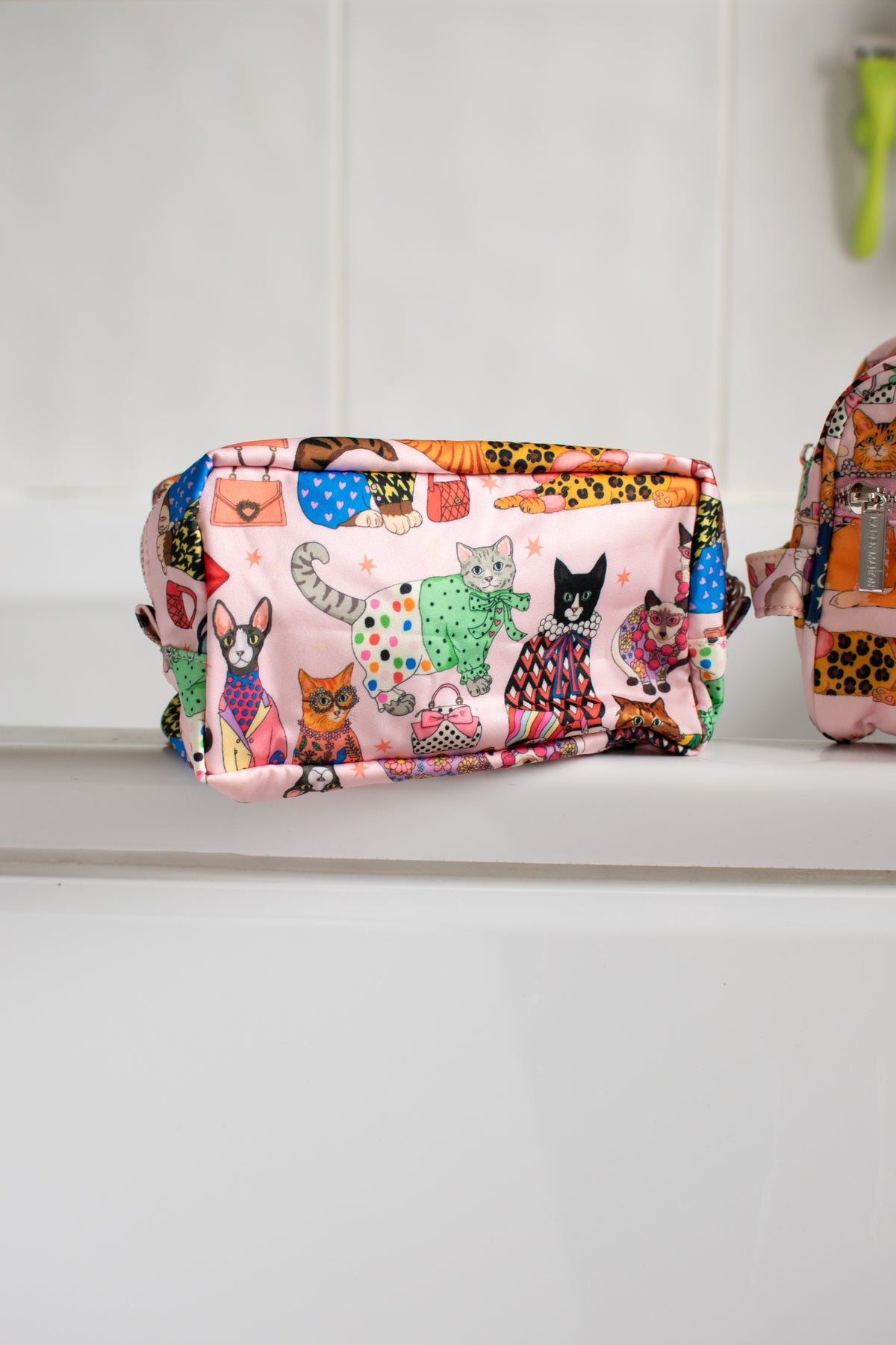 Fashion Cats Small Washbag SALE26