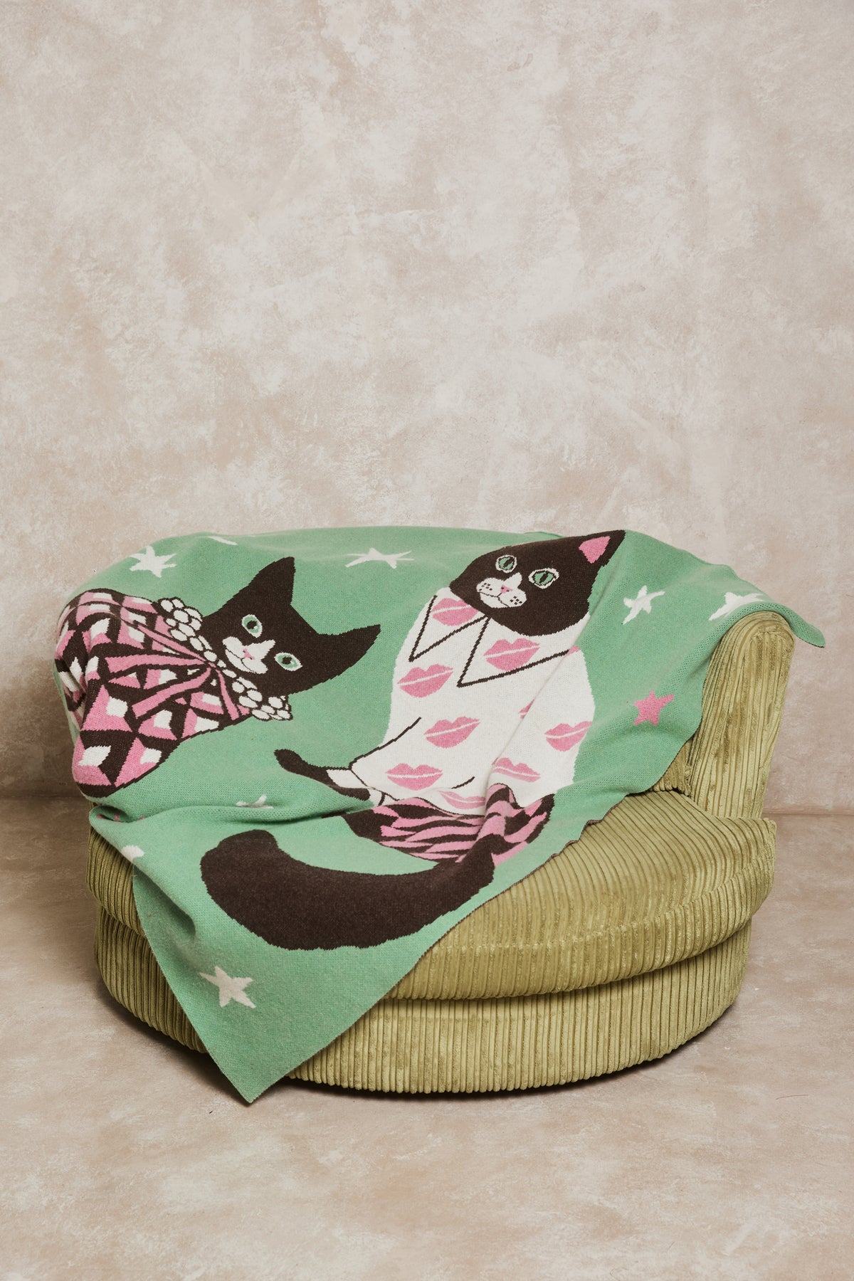 Fashion Cats 100% Lamb's Wool Blanket Green