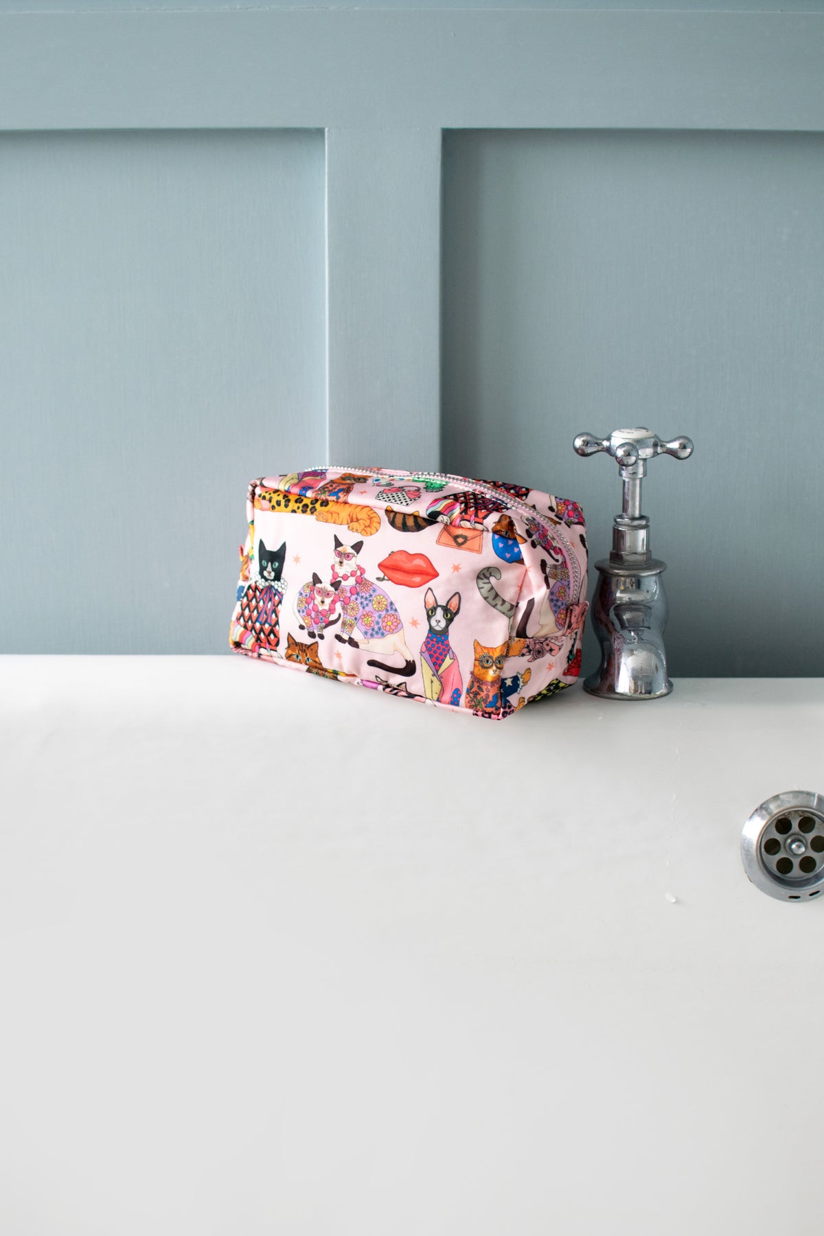 Fashion Cats Small Washbag SALE26