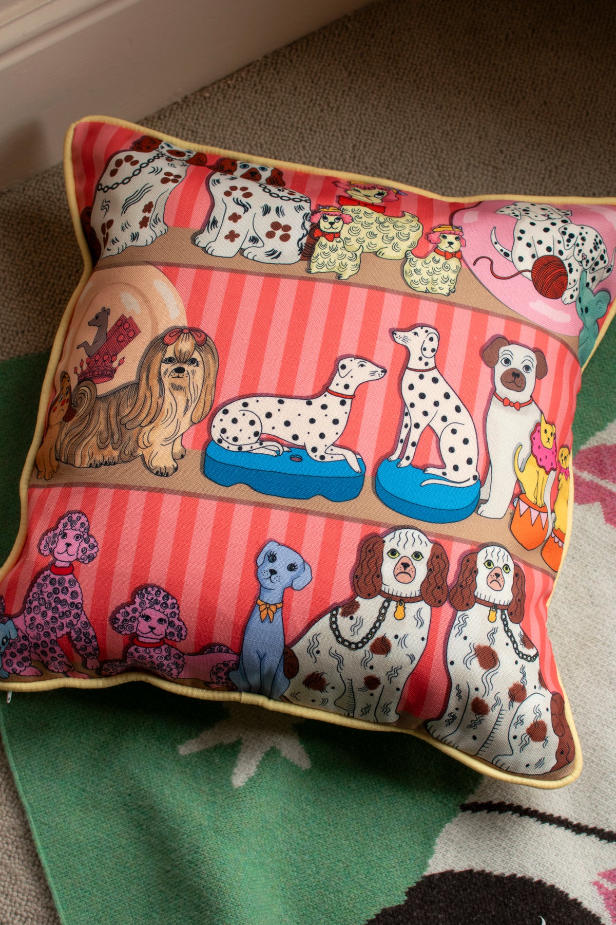 Dog shelf cotton/linen cushion 45cm x 45cm SALE26